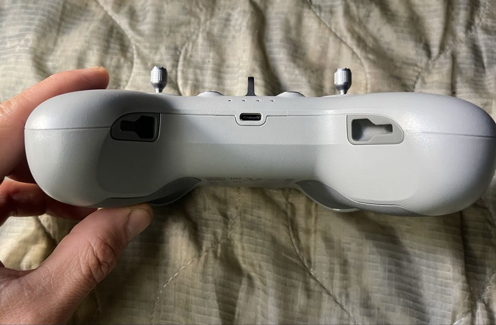Selling DJI FPV Controller468252900951992323