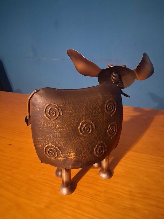 Elefante decorativo em metal 36 cm X 36 cm X 11 cm