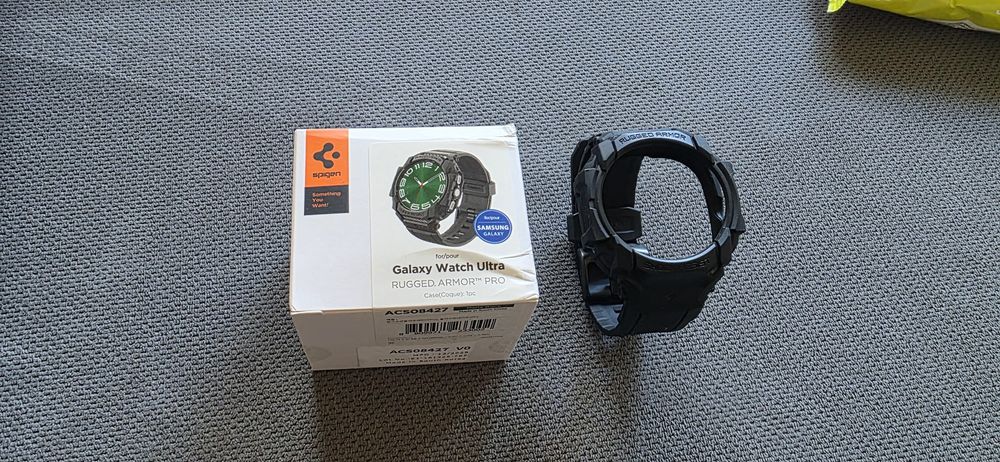 Etui Spigen do Galaxy watch ultra