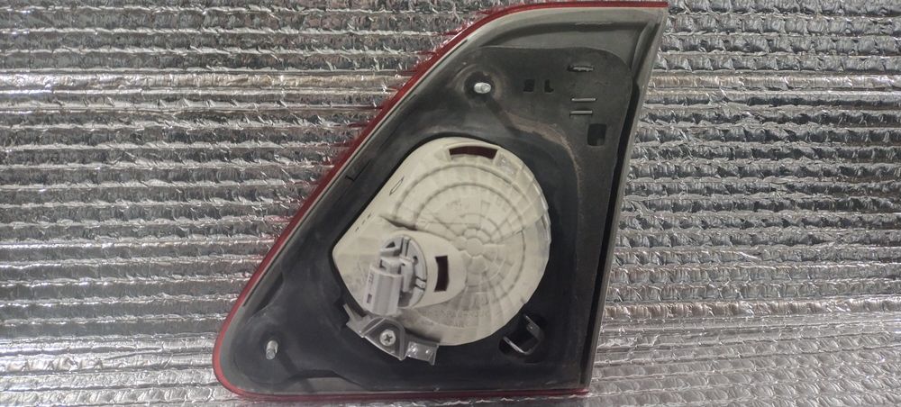 Крышка багажник Таета Карола 2007 - 2010г.