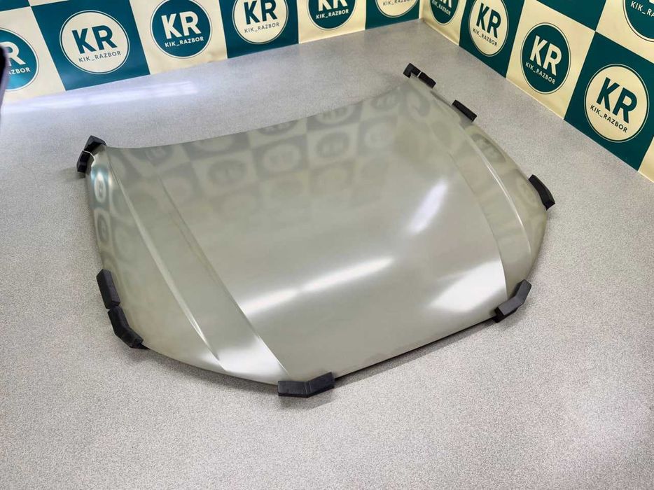Капот ( metallic ) - AUDI A4 ( B9 ) 8W0823029A