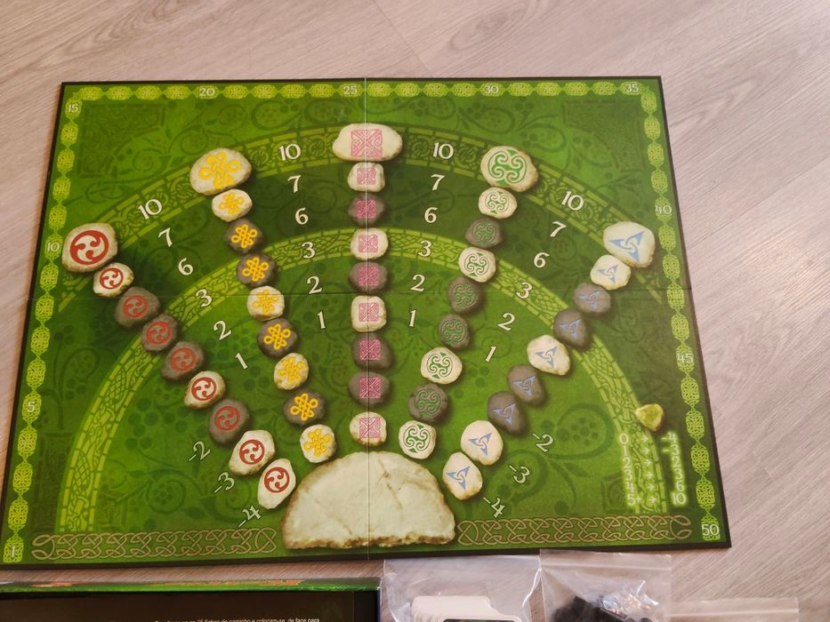 Jogo de tabuleiro Keltis o Caminho das Pedras