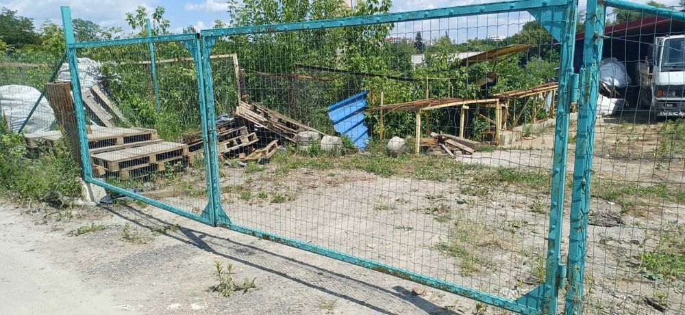 Оренда відкритої площадки площею від 100 до 500м2 та складських приміщень 30-60 м2 у Львові