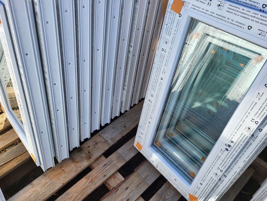Okna PCV 90 x 60