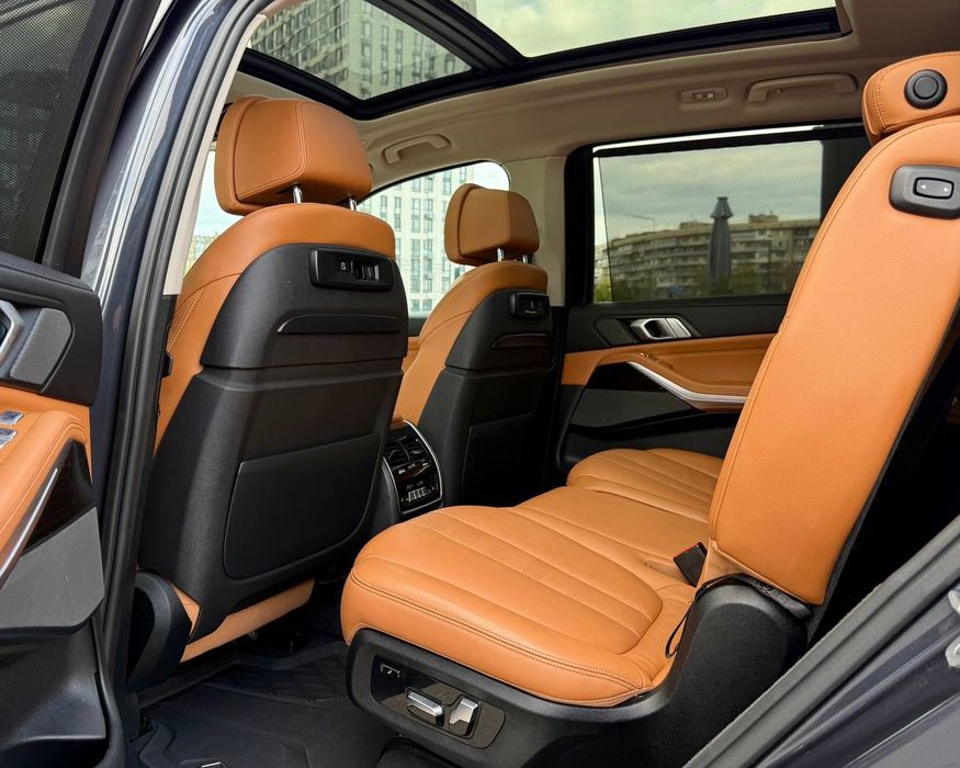 BMW X7 40i x-drive