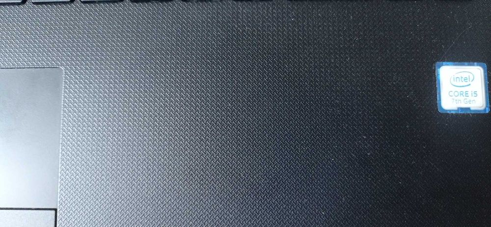 Laptop HP 17-BS049 17" i5-7200 16GB RAM, 254GB SSD win10