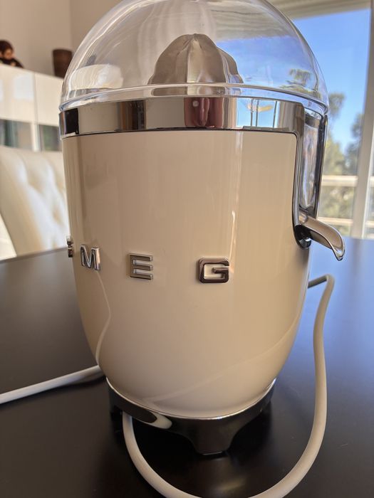 Espremedora SMEG