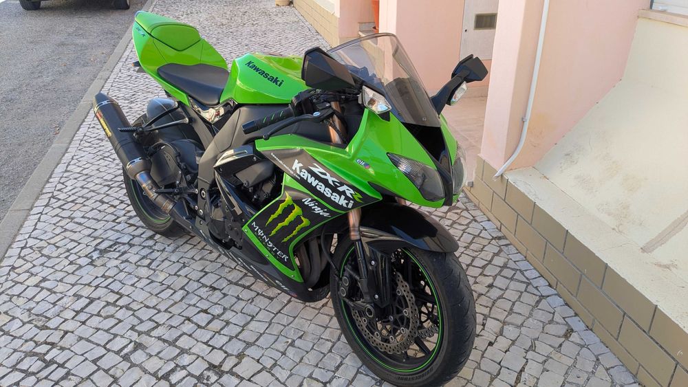 Kawasaki Ninja ZX-10R – 2009 – 37.500 km