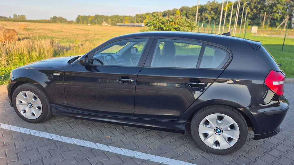 Продам автомобіль BMW 116i
