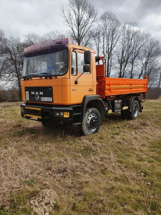 Usługi koparkami gąsienicowymi oraz transport