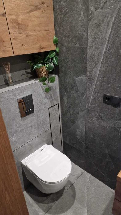 Szafka podtynkowa, schowek na szczotkę WC - papier poziomo, czarna.