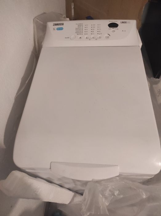 Maquina de roupa para lavandaria Zanussi