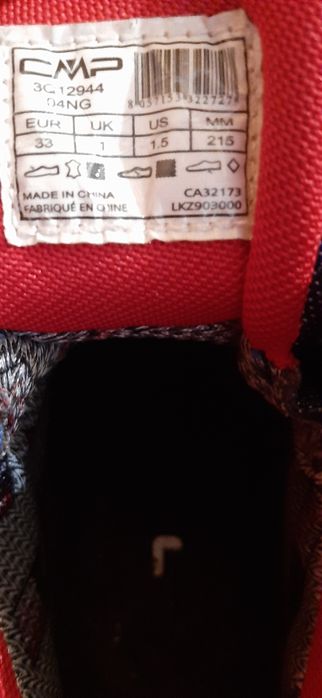 Botas de criança,  tam 33 impermeáveis