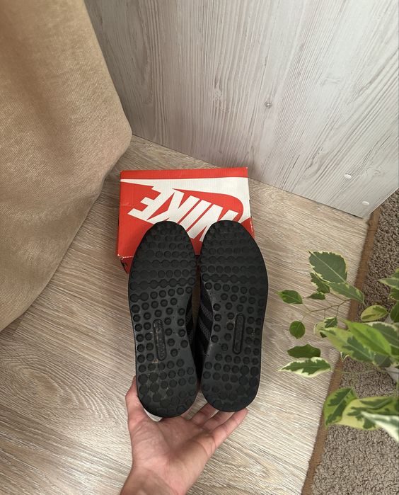 Кросівки Adidas La Trainer