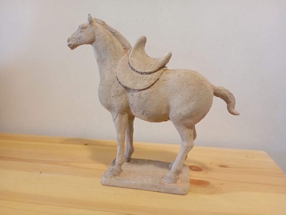 Cavalo decorativo terracota