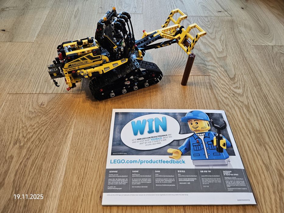 42094 Tracked Loader LEGO technic