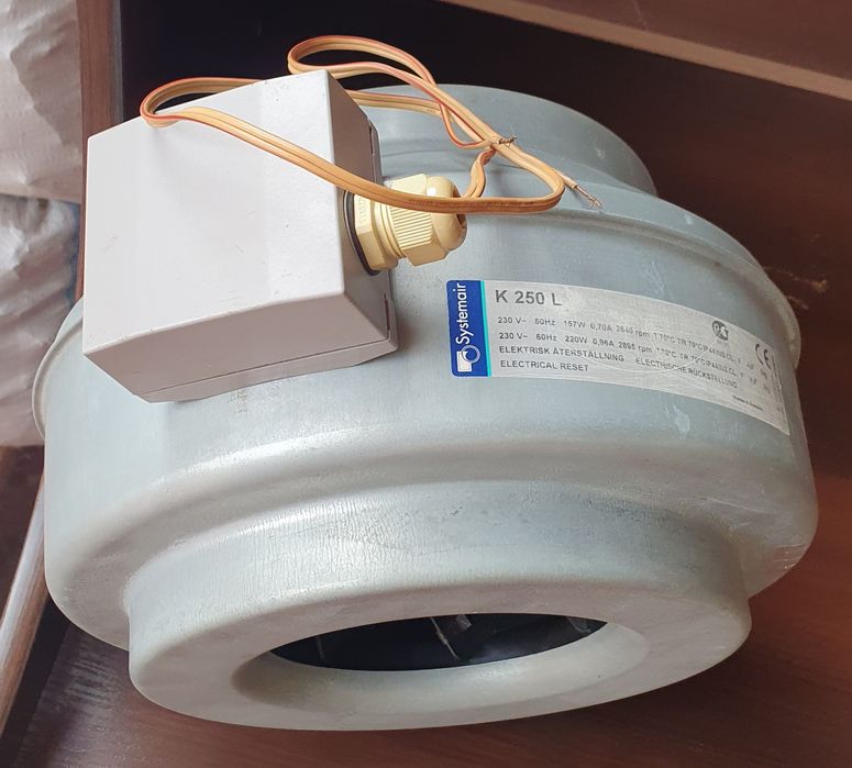 вытяжка Systemair K250L . Швеция