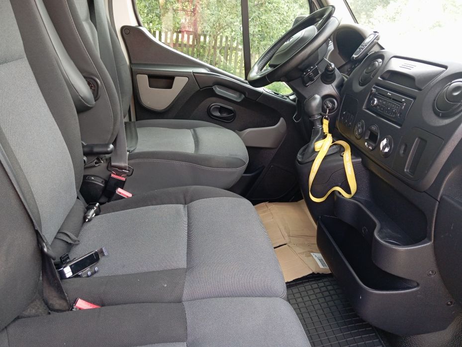 Рено мастер 2015року