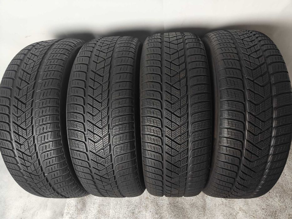 Шини r20 235 55 зимові Pirelli Scorpion Winter