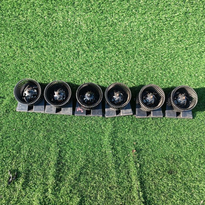 Вентилятор пічки Гольф Golf 4 Шкода Тур Seat