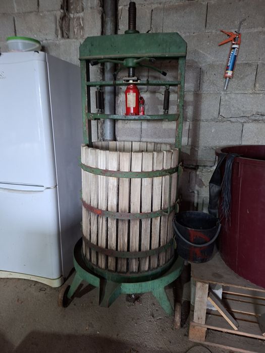 Prensa em bom estado