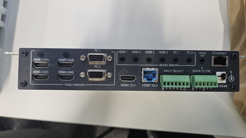 Kramer VP-440 Prezentacyjny przełącznik skaler Presentation Switcher