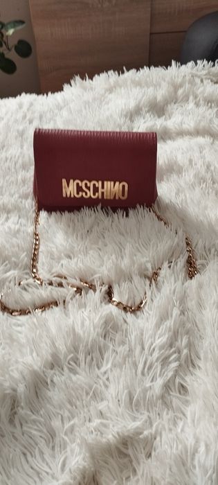 Torebka damska, na złotym łańcuszku