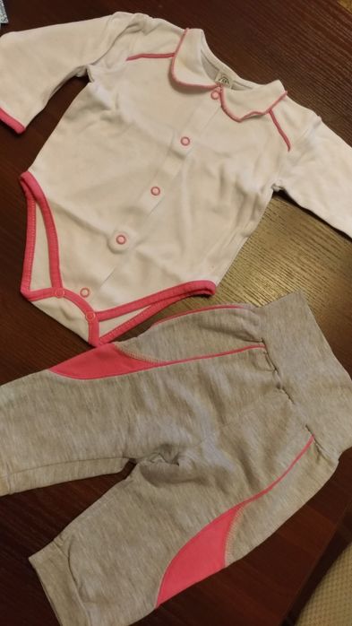 Komplet niemowlęcy dziewczęcy body dres roz 68 62