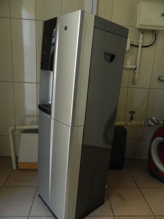 BORG & OVERSTROM dystrybutor wody