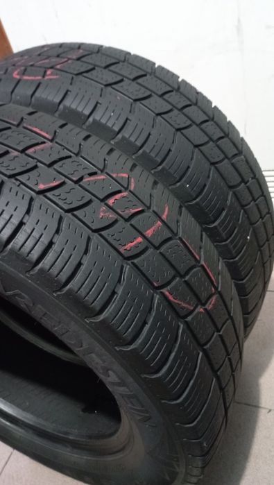 205/60/R16C зимові шини 2 шт цешка