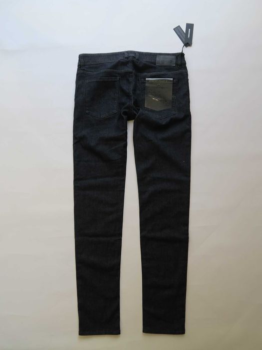 Diesel spodnie jeansowe zwężane 33/34 nowe z metką