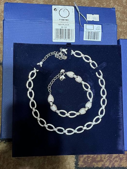 Сваровскі кольє та браслет.