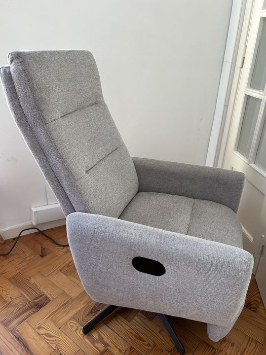 Cadeirão / Poltrona reclinável excelente estado / Casa não fumadores