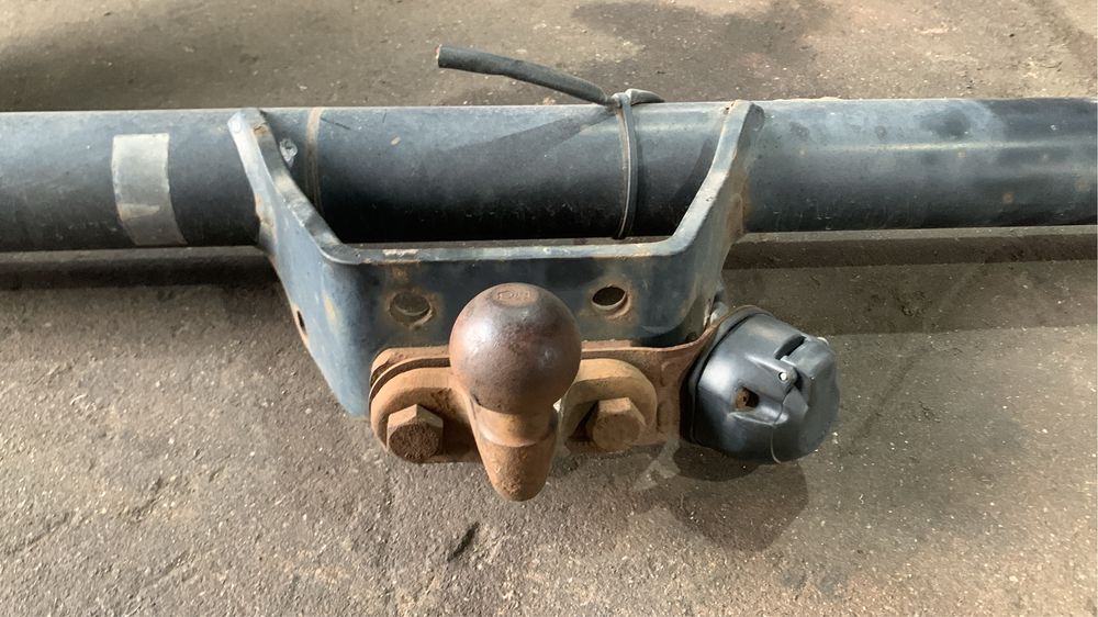 Gancho de reboque Mitsubishi L200