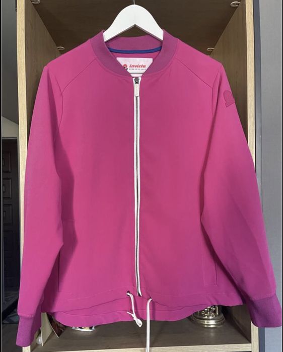 Бомбер жіночий Італія