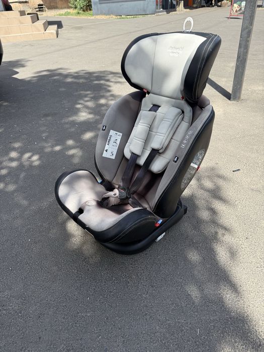Детское кресло Carello