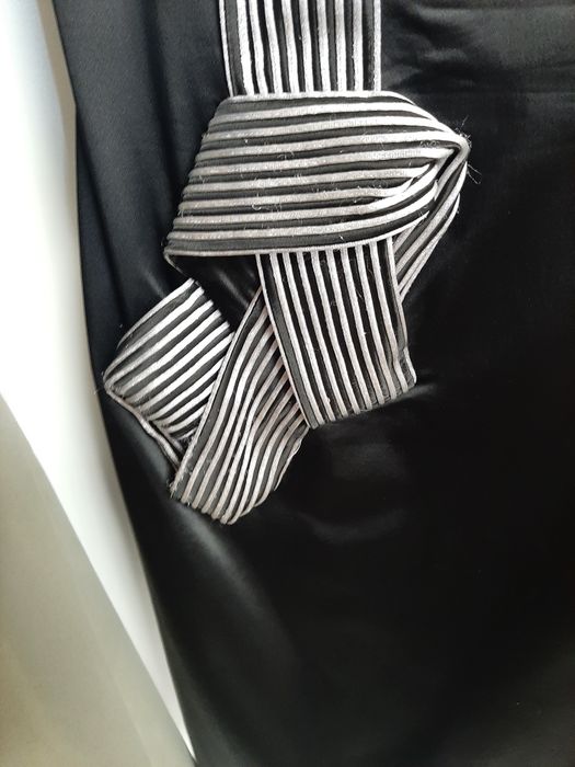 Элегантное, стильное, нарядное платье MERLA