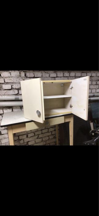 Stary drewniany Kredens Zestaw Szafka stol Klasyka