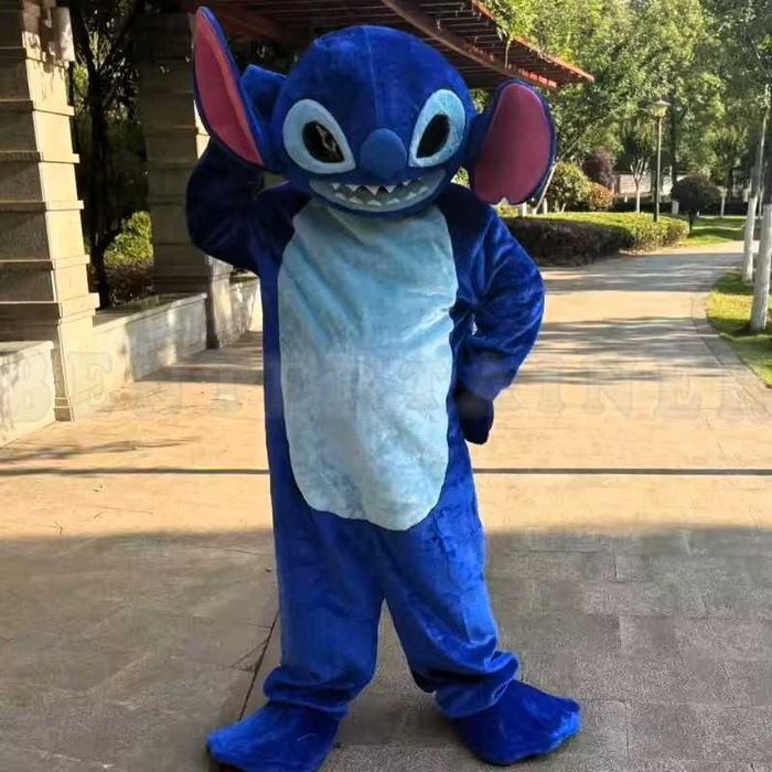 Mascote S T I T C H