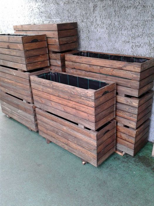 Floreiras em madeira para exterior