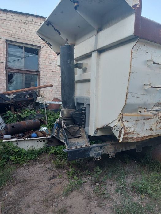 Кузов самосвальний самоскид