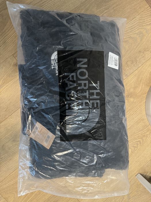 Supreme x The North Face tamanho S