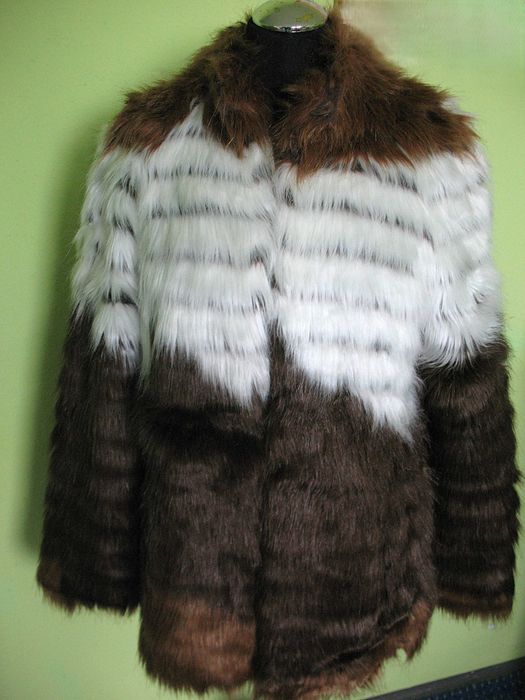 Płaszcz - palto - Sztuczne futro - 40 L biust 98 cm