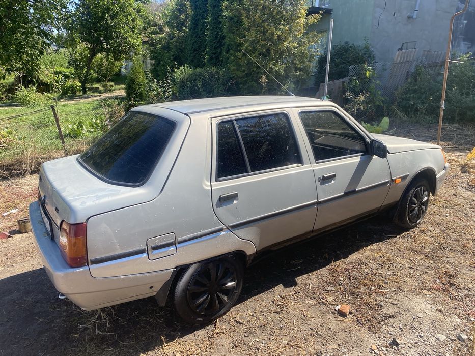 Продам славуту 1103 інжектор