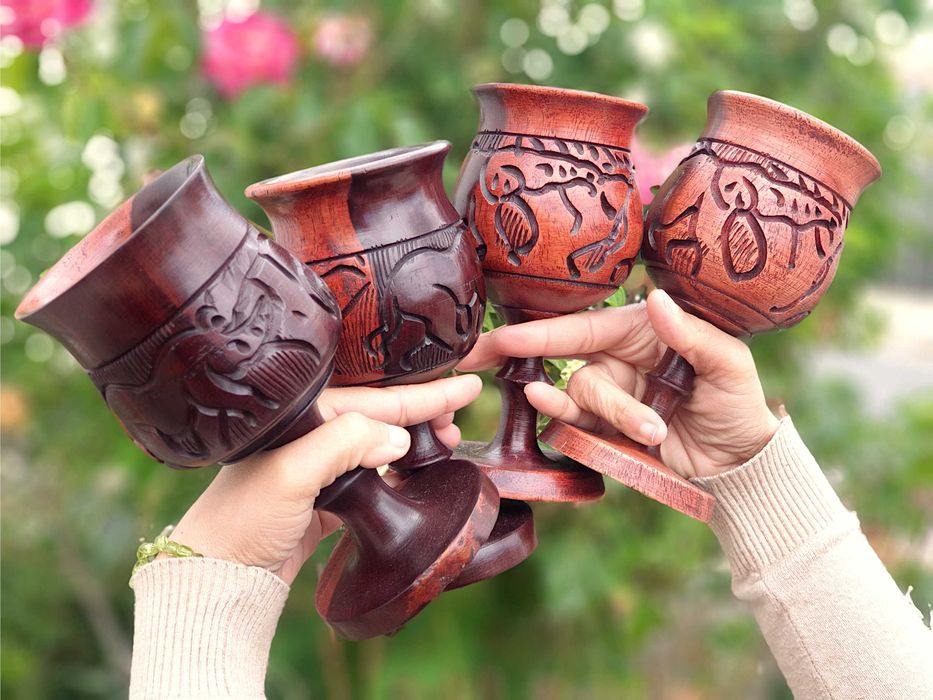 Artesanato africano Cálices e copos de vinho  em madeira exótica(Novo)