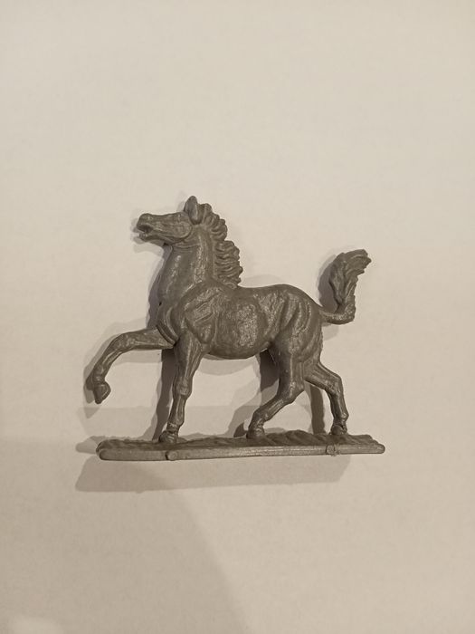 Żołnierzyki konik PRL