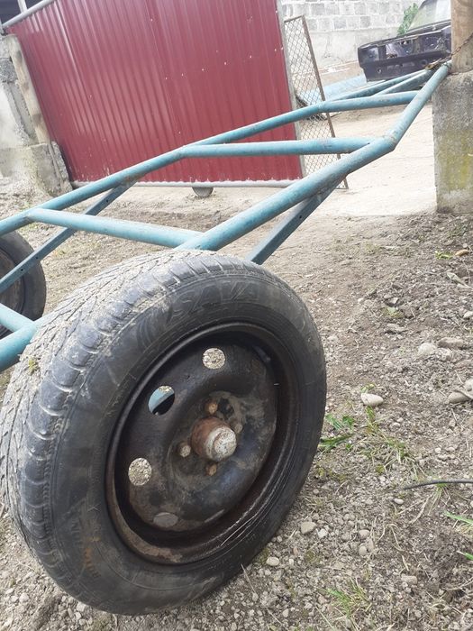Саморобні причепи. Рама на колесах.