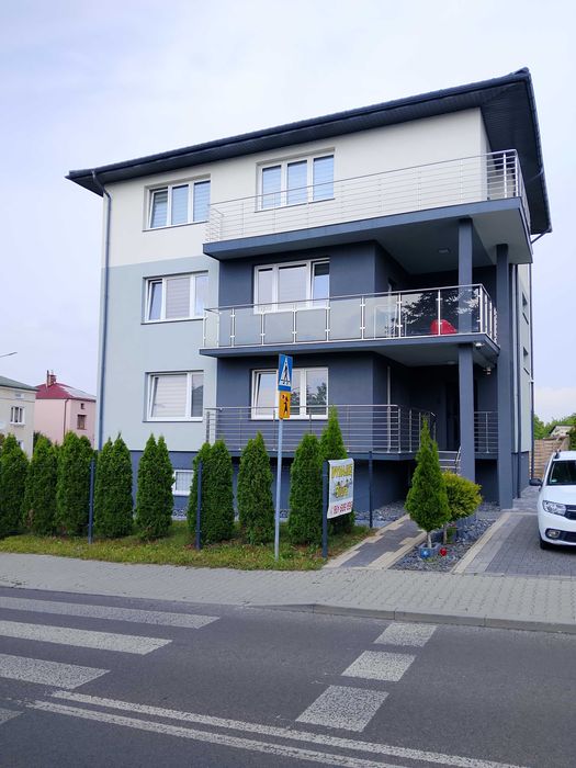 Ładny budynek z 4 mieszkaniami na sprzedaż