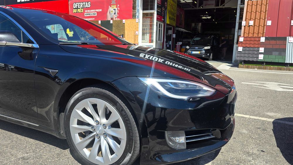 Tesla Model S 75D 518 cv Dezembro de 2018