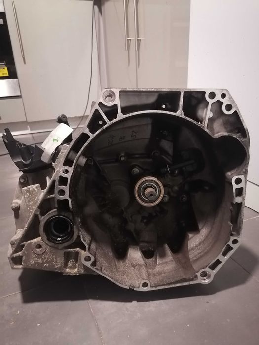 Caixa de velocidades dacia sandero eco II - 160.000km